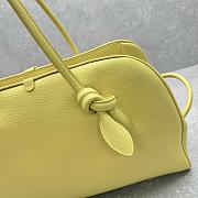Colestore Jacquemus Le Turismo Yellow 49x16x34cm - 3