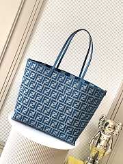 Colestore Fendi Roll Striped Large Reversible Tote Bag in Blue 35x19.5x32cm - 4