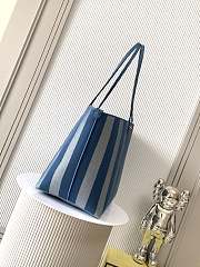 Colestore Fendi Roll Striped Large Reversible Tote Bag in Blue 35x19.5x32cm - 3