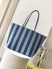 Colestore Fendi Roll Striped Large Reversible Tote Bag in Blue 35x19.5x32cm - 2