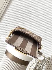 Colestore Fendi Baguette Mini Fabric Brown Beige 20x5x13cm - 6