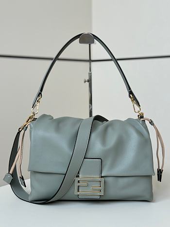 Colestore Fendi Mamma Baguette Leather Green 32x11x21cm