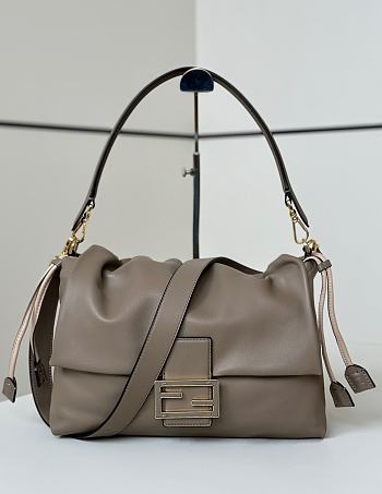 Colestore Fendi Mamma Baguette Leather Gray 32x11x21cm