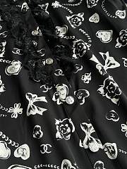 Colestore Chanel Métiers d’Art Graffiti Print Lace Shirt - 3