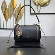 Colestore Louis Vuitton Express PM Black M26039 26 x 17 x 13.5 cm - 1