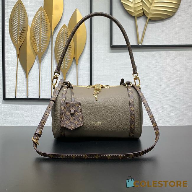 Colestore Louis Vuitton Express PM Smoke M26360 26 x 17 x 13.5 cm - 1