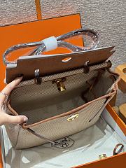 Colestore Hermes Herbag Zip 31 bag Turned Inside Out Écru/Beige/Fauve 31x25x10cm - 2