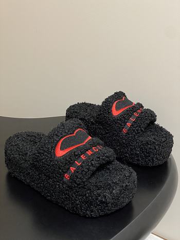 Colestore Balenciaga Women's Furry Platform Sandal in Black