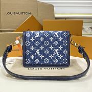 Colestore Louis Vuitton LV Dauphine Blue 20x15x9cm - 3