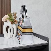 Colestore Dior Souvenir Medium Dior Book Tote Natural Raffia and Multicolour 36cm - 6