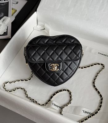 Colestore Chanel Gold Mini CC in Love Heart Crossbody Black 12x13x5.5cm
