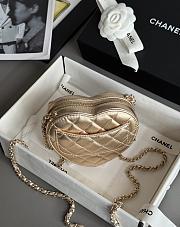 Colestore Chanel Gold Mini CC in Love Heart Crossbody Golden 18x19x5cm - 3