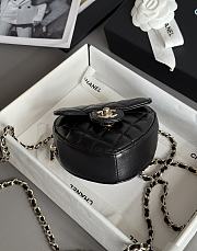 Colestore Chanel Gold Mini CC in Love Heart Crossbody Black 18x19x5cm - 6
