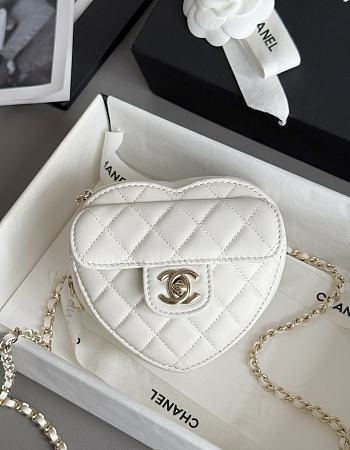 Colestore Chanel Gold Mini CC in Love Heart Crossbody White 18x19x5cm