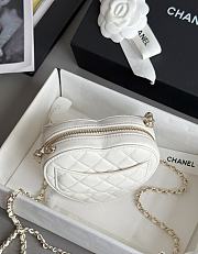 Colestore Chanel Gold Mini CC in Love Heart Crossbody White 18x19x5cm - 5