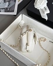 Colestore Chanel Gold Mini CC in Love Heart Crossbody White 18x19x5cm - 2