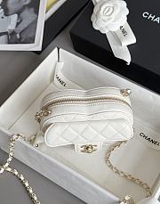 Colestore Chanel Gold Mini CC in Love Heart Crossbody White 18x19x5cm - 3