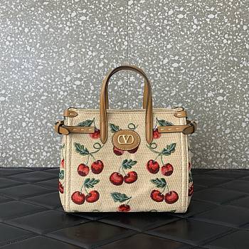 Colestore Valentino Garavani Antibes Small Shopping Bag In Jacquard Raffia With Cherryfic Pattern 22x19x12cm