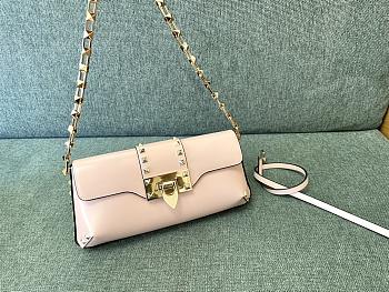 Colestore Valentino Garavani Rockstud Patent Leather Shoulder Bag Beige Pink 26x13x7cm