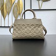 Colestore Louis Vuitton Avenue PM Beige M15231 30 x 19.5 x 12cm - 5