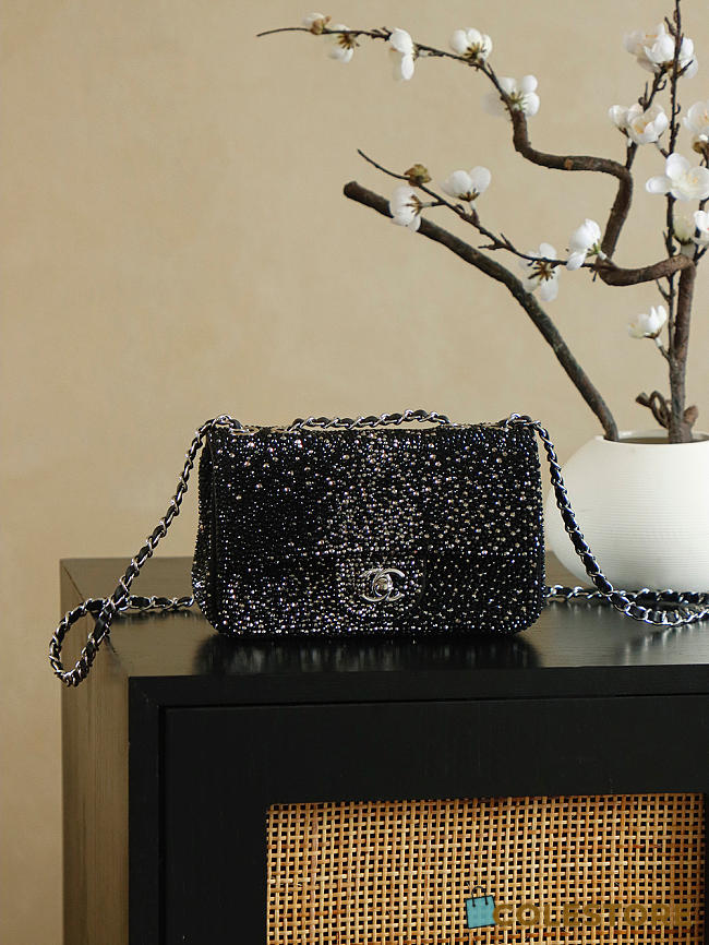 Colestore Chanel Crystal Classic Flap Bag Metal Silver & Black 20x10x7cm - 1