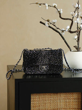 Colestore Chanel Crystal Classic Flap Bag Metal Silver & Black 20x10x7cm