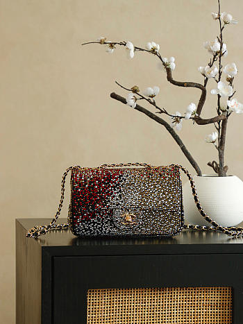 Colestore Chanel Crystal Classic Flap Bag Metal Gold & Black & Red 20x10x7cm