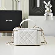 Colestore Chanel Vanity Rectangular Top Handle White Lambskin 17cm - 6