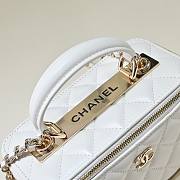 Colestore Chanel Vanity Rectangular Top Handle White Lambskin 17cm - 2