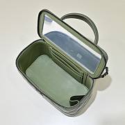 Colestore Chanel Vanity Rectangular Top Handle So Green Lambskin 17cm - 3