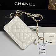 Colestore Chanel Wallet on Chain Shiny Calfskin & Gold-Tone Metal White 19.5x12x3.5cm - 6