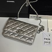 Colestore Chanel Wallet on Chain Shiny Calfskin & Silver-Tone Metal Silver 19.5x12x3.5cm - 5