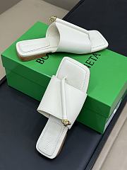 Colestore Bottega Veneta Solstice Flat Thong Sandals White - 4