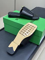 Colestore Bottega Veneta Solstice Flat Thong Sandals Black - 6