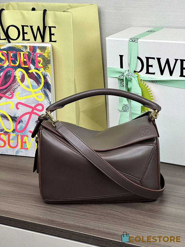 Colestore Loewe Small Featherlight Puzzle Bag in Nappa Lambskin 24x10.5x16.5cm - 1