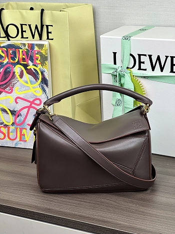 Colestore Loewe Small Featherlight Puzzle Bag in Nappa Lambskin 24x10.5x16.5cm
