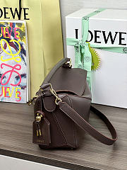 Colestore Loewe Small Featherlight Puzzle Bag in Nappa Lambskin 24x10.5x16.5cm - 5