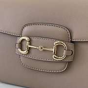 Colestore Gucci Horsebit 1955 Soft Medium Shoulder Bag Taupe Smooth Leather 26x17.5x10cm - 2