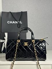 Colestore Chanel Large Bowlibg Bag Patent Crumpled Calfskin & Gold-Tone Metal Black 17x31x13 cm - 1