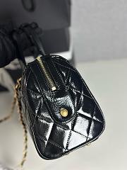 Colestore Chanel Large Bowlibg Bag Patent Crumpled Calfskin & Gold-Tone Metal Black 17x31x13 cm - 5