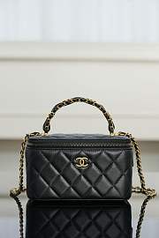 Colestore Chanel 25B Vanity With Chain Gold Black Caviar 19.5x12x6.5cm - 1