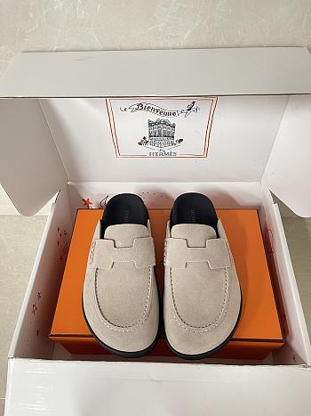 Colestore Hermes Suede Mules with H Cut-out Beige
