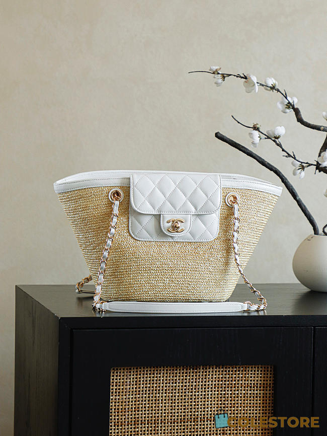 Colestore Chanel Shopping Bag Natural raffia & White leather (Cruise 25/26) 14x39x22cm - 1
