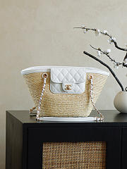 Colestore Chanel Shopping Bag Natural raffia & White leather (Cruise 25/26) 14x39x22cm - 1