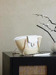 Colestore Chanel Shopping Bag Natural raffia & White leather (Cruise 25/26) 11.5x36x18cm - 2