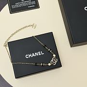 Colestore Chanel Choker Metal, Glass Pearls, Resin & strass Gold, Pearly White, Black & Crystal - 4