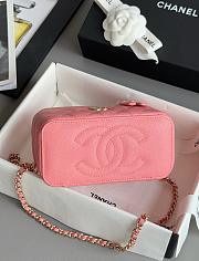 Colestore Chanel Cultch With Chain Shiny Crumpled Lambskin Gold Tone Metal 9.5x17x8cm - 5