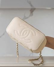 	 Colestore Chanel Cultch With Chain Light Ivory Lambskin Gold Tone Metal 9.5x17x8cm - 5