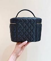 Colestore Chanel Caviar Quilted Large Vanity Pouch Black 15x21x14cm - 3