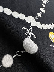 Colestore Chanel Scarf 140 Silk-Wool Reversible Shawl Black, Gray, White & Gold 135x135cm - 4